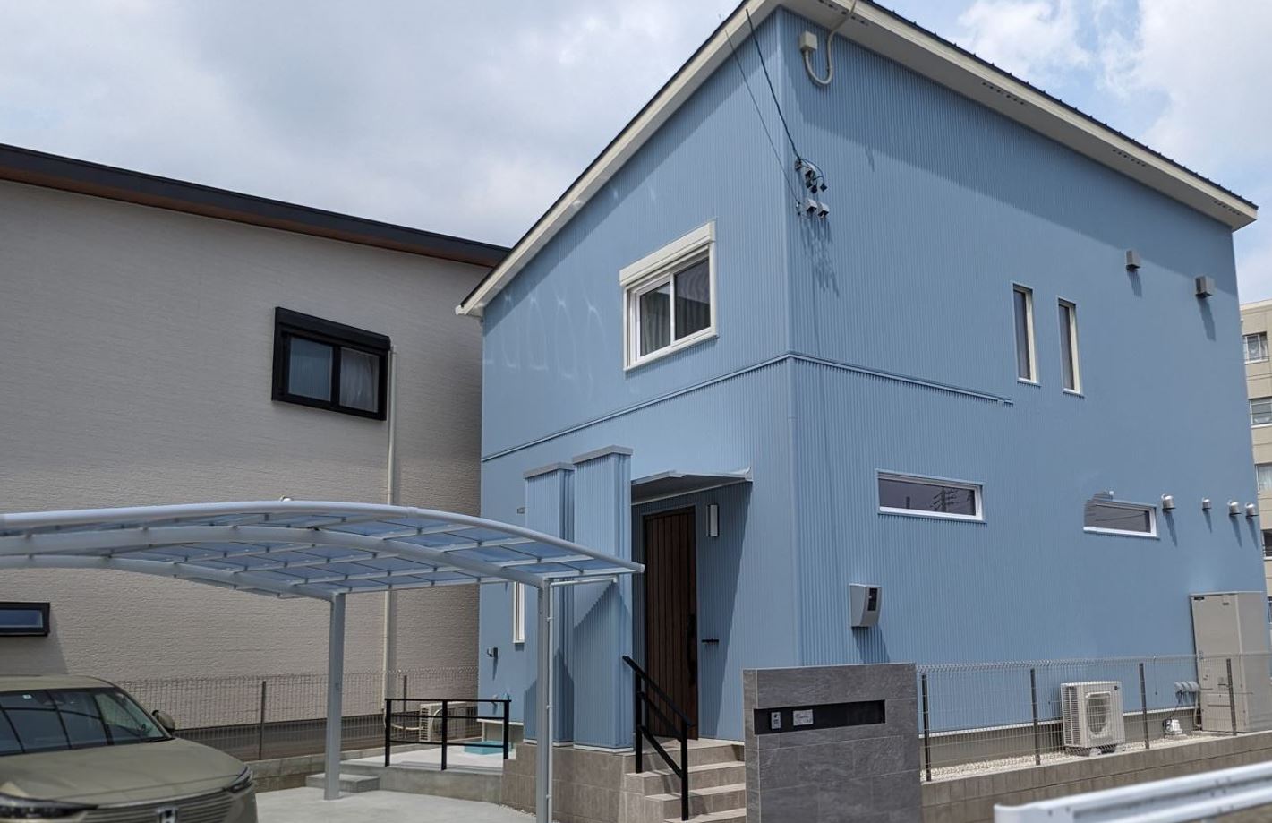 床下エアコンと小屋裏エアコンのある快適な家