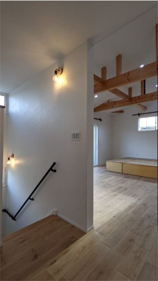 鉄道沿線のサイレントハウス／38坪