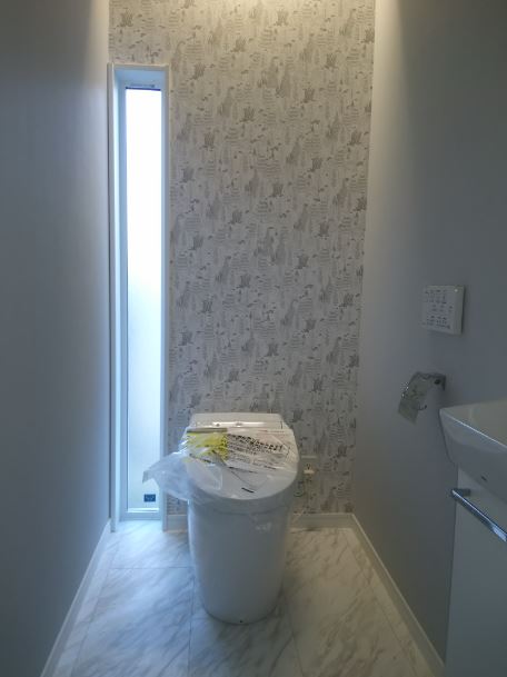 トイレアクセントクロス